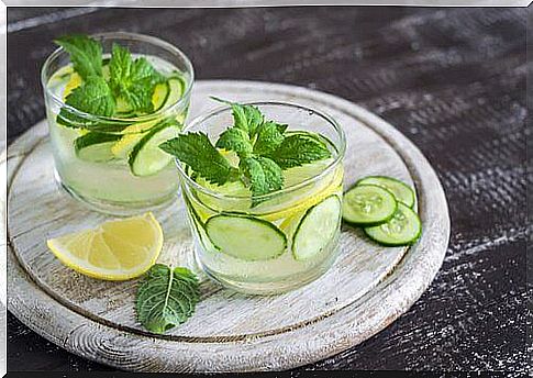 6 drinks that are even healthier than water