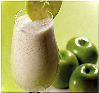 ground-apple-smoothie