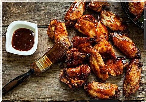 chicken wings in barbecue sauce